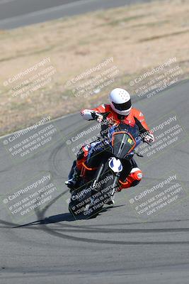 media/Feb-05-2023-Classic Track Day (Sun) [[c35aca4a42]]/Group 2/session 1 turn 9/